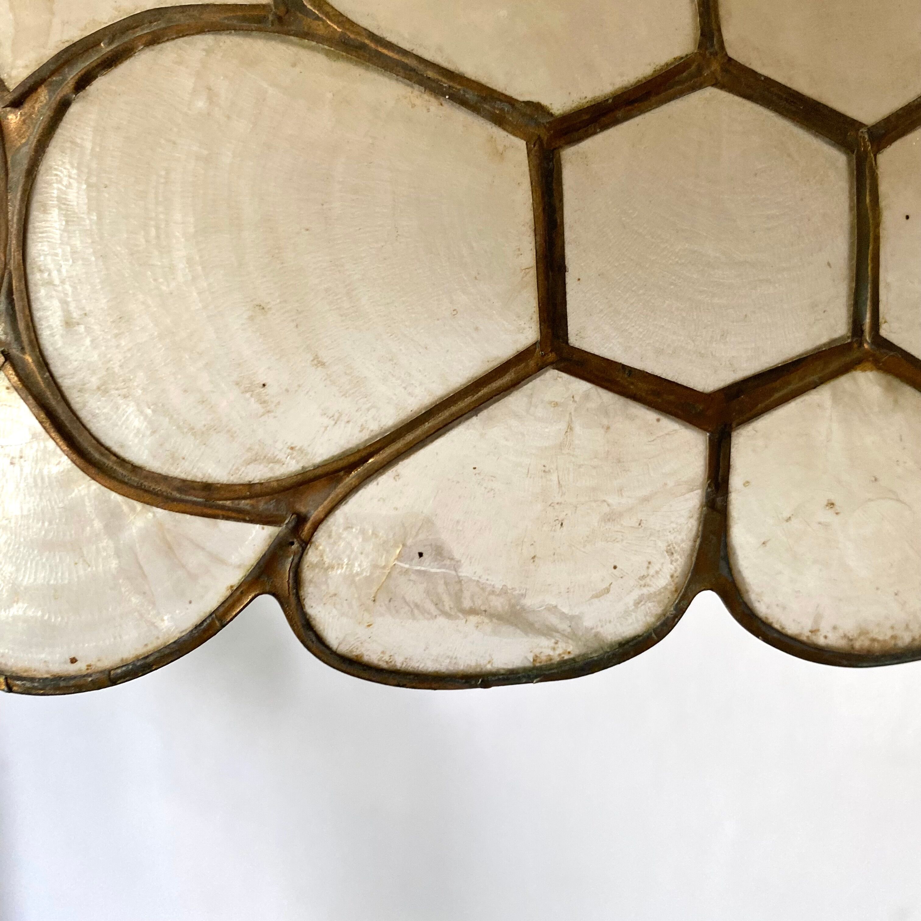 Abat jour, mother-of-pearl and brass suspension