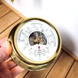 Barometer on-board thermometer Altitude
