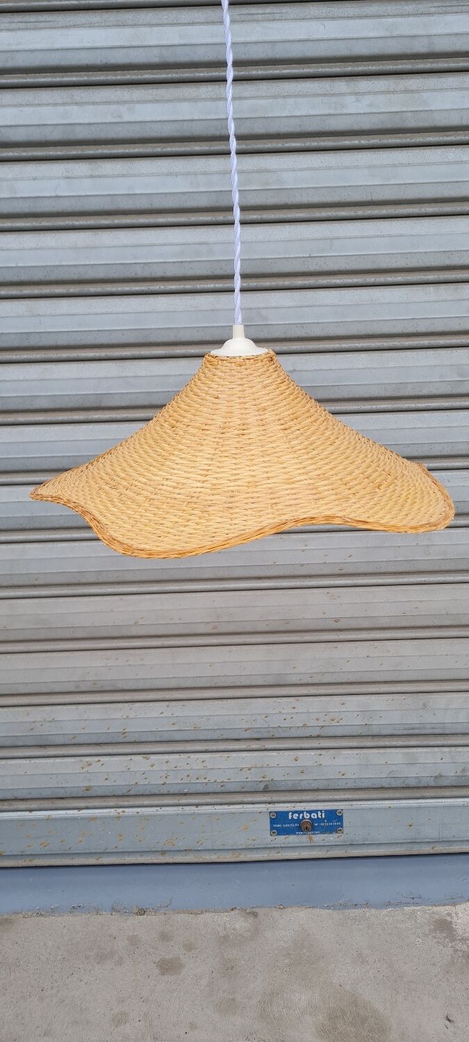 Vintage wicker flower pendant