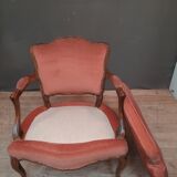 Louis XV-style convertible chair