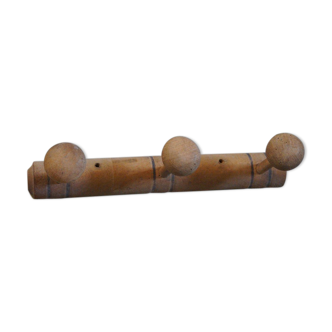 1900 wall coat holder