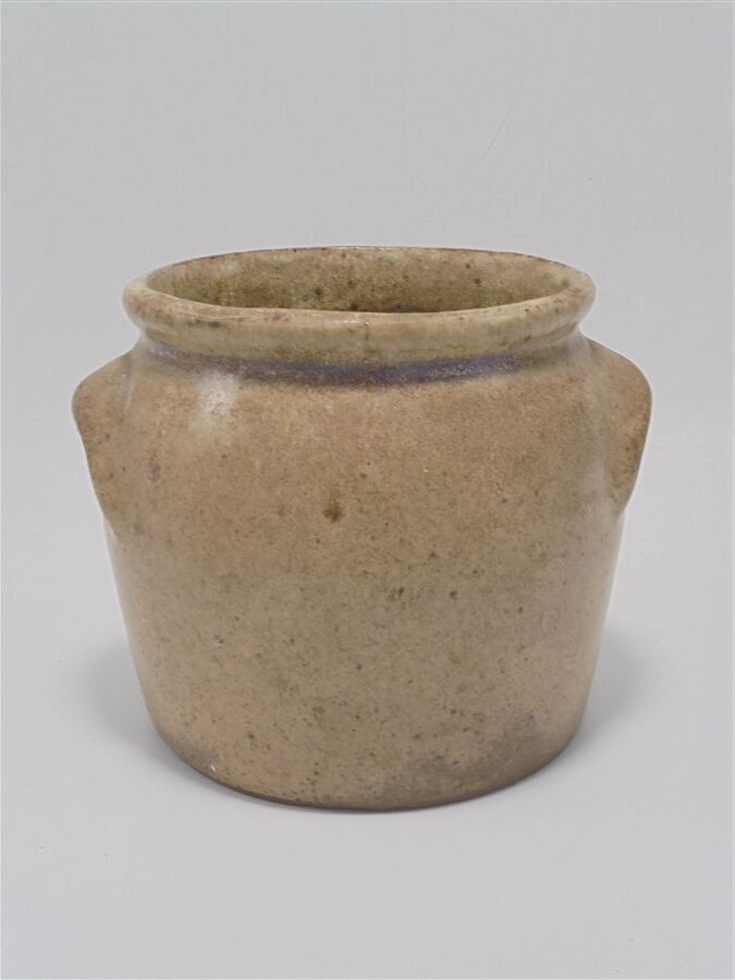 Pot en grès