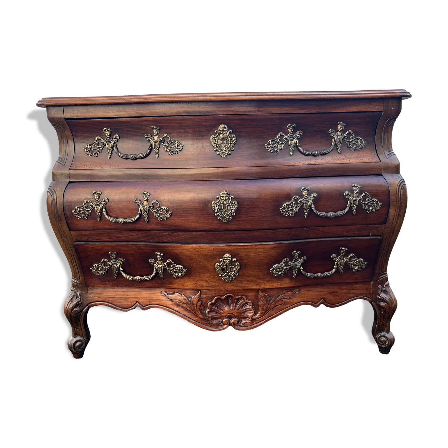 Beautiful Bordeaux chest of drawers