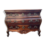 Beautiful Bordeaux chest of drawers
