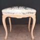 Pouf laqué blanc style Louis XV