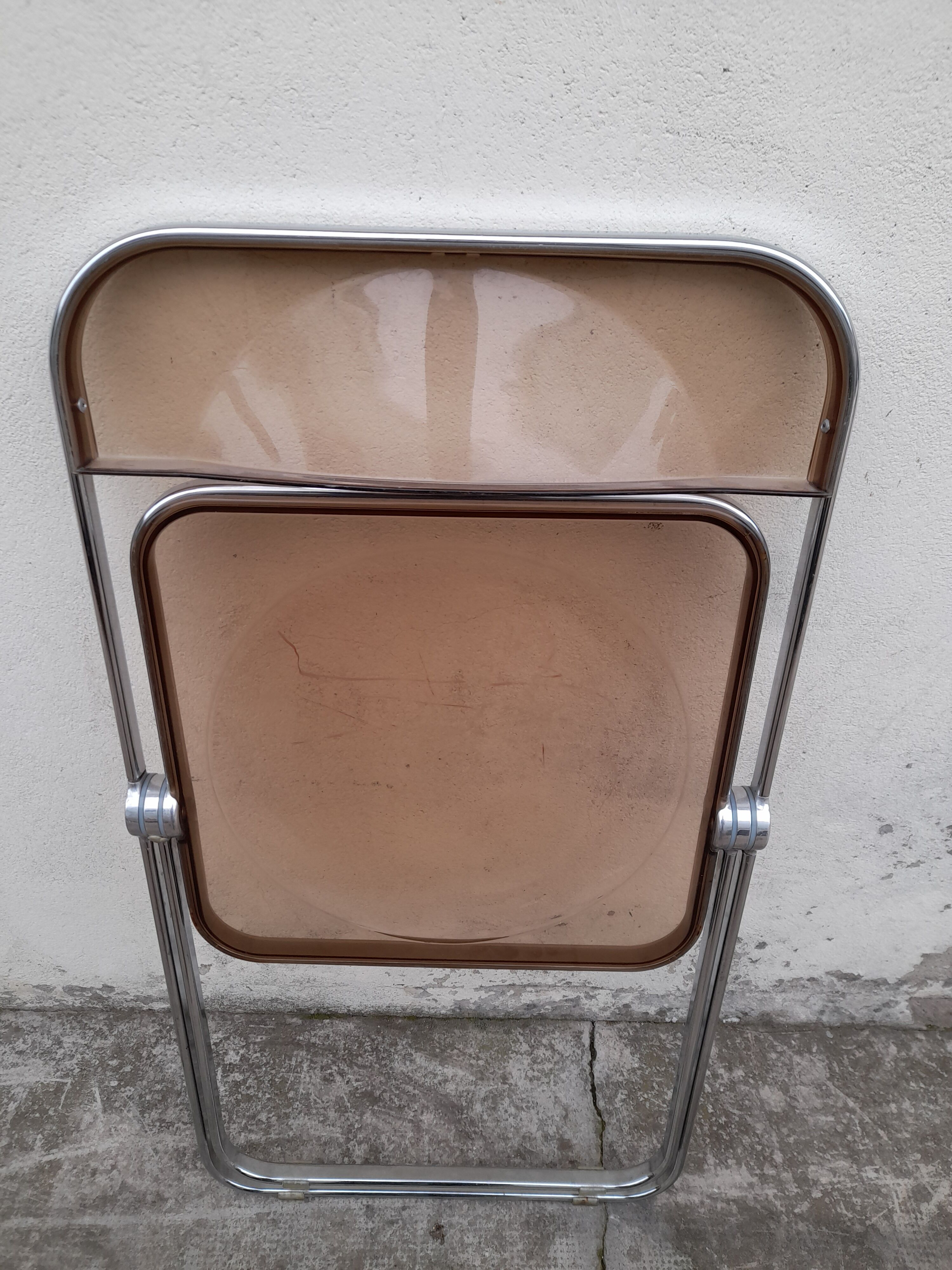 Chair "Plia" by Giancarlo Piretti for Castelli