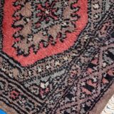 Tapis Vintage Bukhara en Laine, Années 1970, Élégance Artisanale