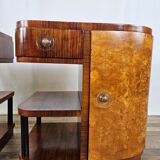 Pair of Art Decò bedside tables in walnut and thuja