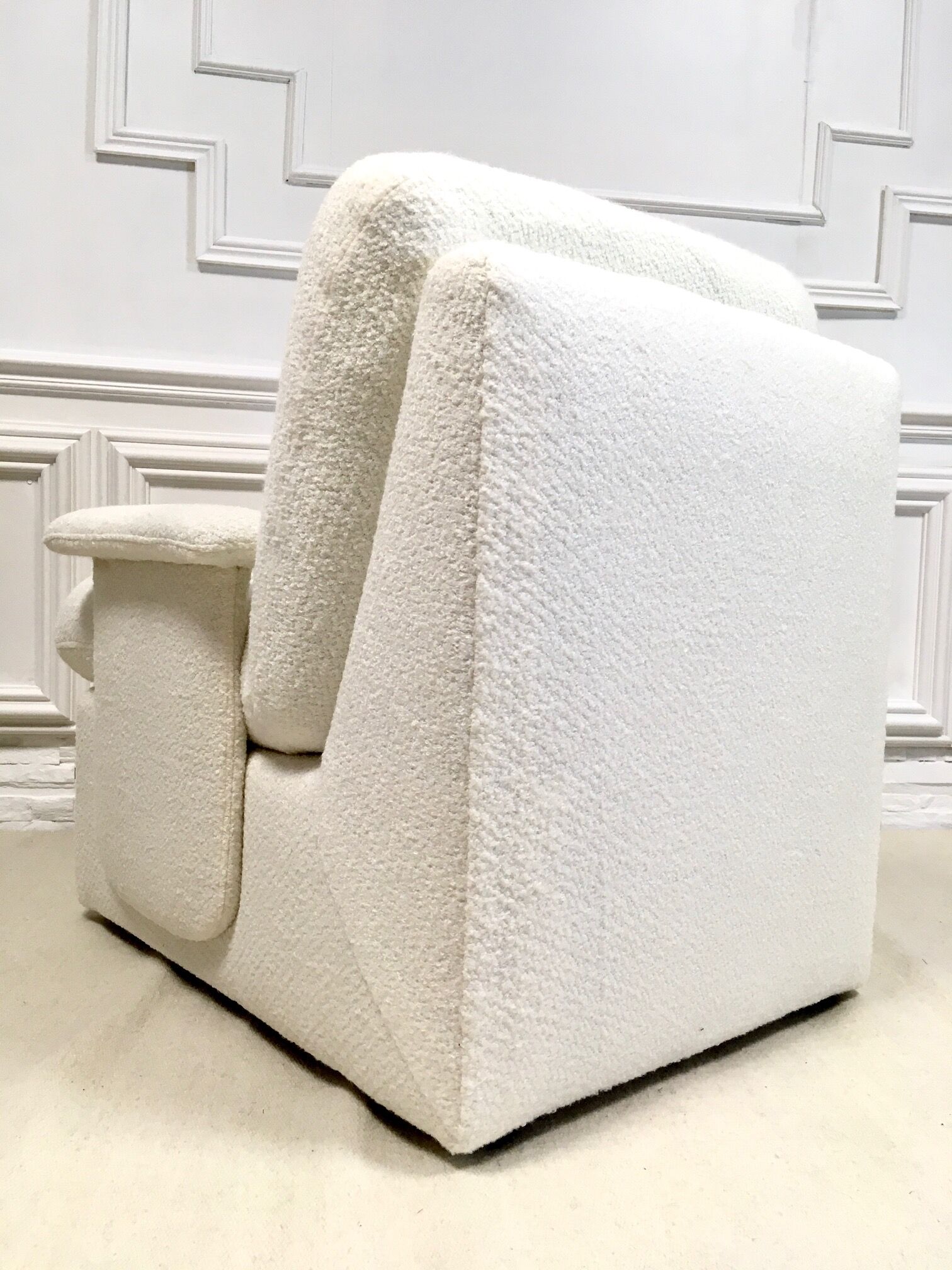 Fauteuil vintage en laine bouclée