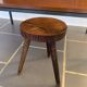Tabouret de ferme bois tripode vintage