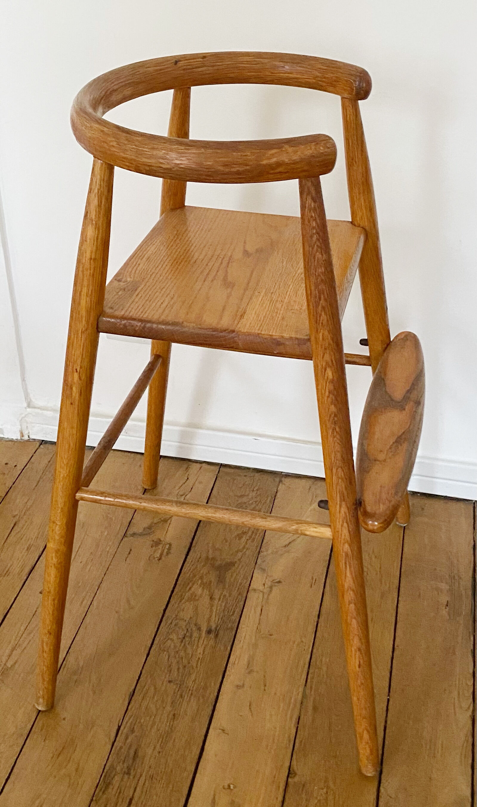 Children's high chair by Nanna Ditzel for Kold Savvaerk