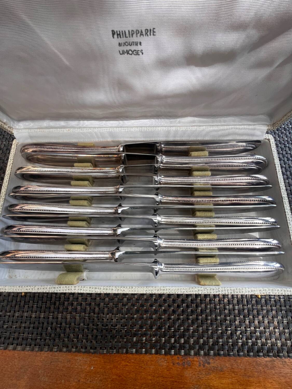 Silver-plated knives