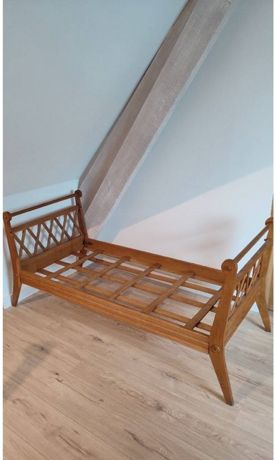 Vintage solid wood bed, bench