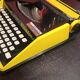 Machine à écrire remington riviera sperry rand riviera jaune