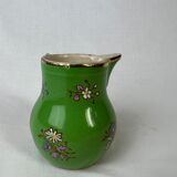Pot à lait vert à fleurs émaillées