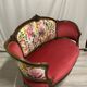 Paire de fauteuils en bois sculpté, XXème s.