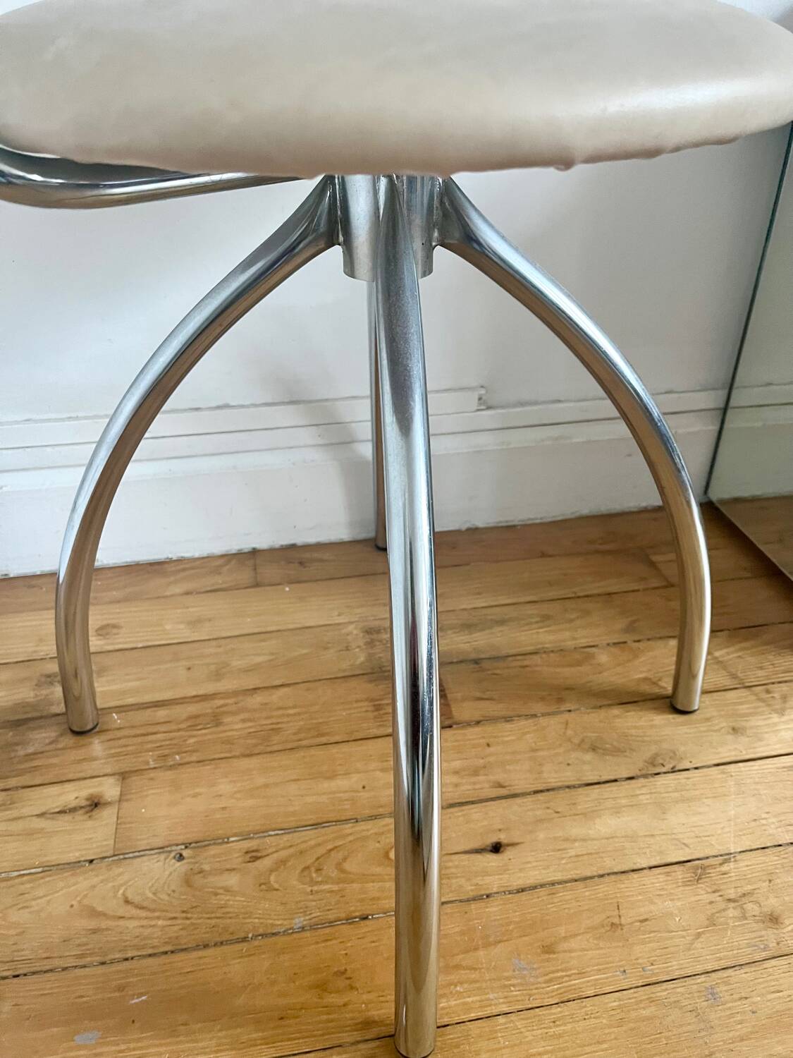 Vintage chrome metal swivel chair