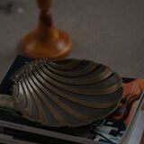 Danish Art Deco decorative shell bowl in bronze, 1930s–1940s.
