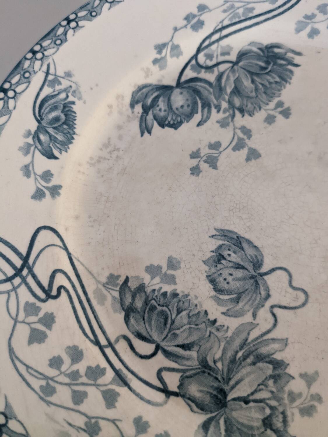 Sarreguemines fruit bowl