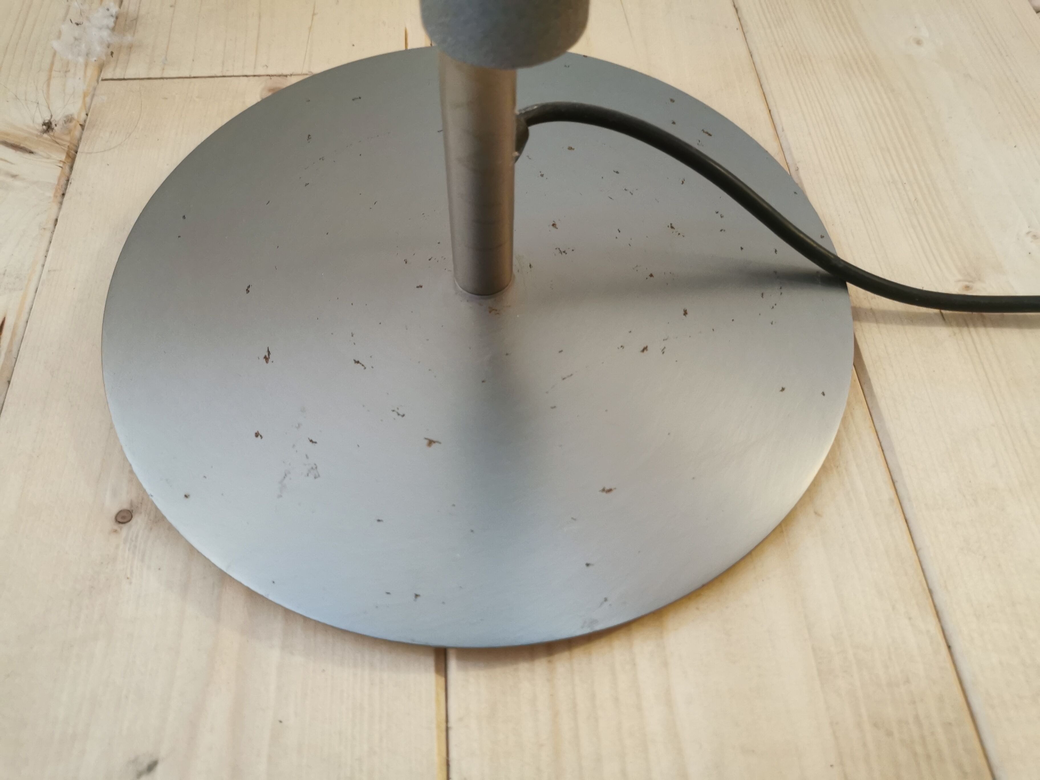 Vibia floor lamp of the 80s