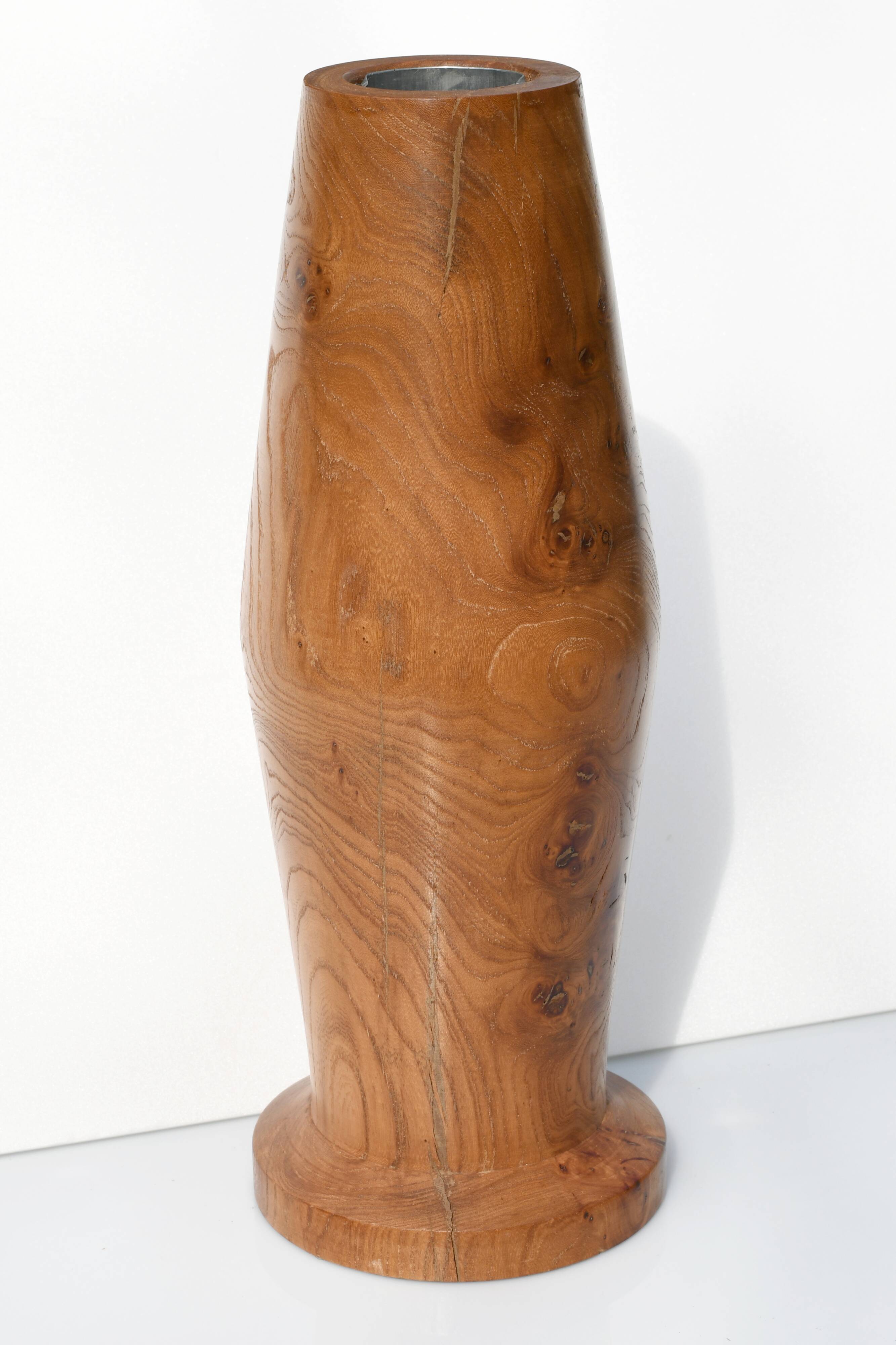 Elm wood vase