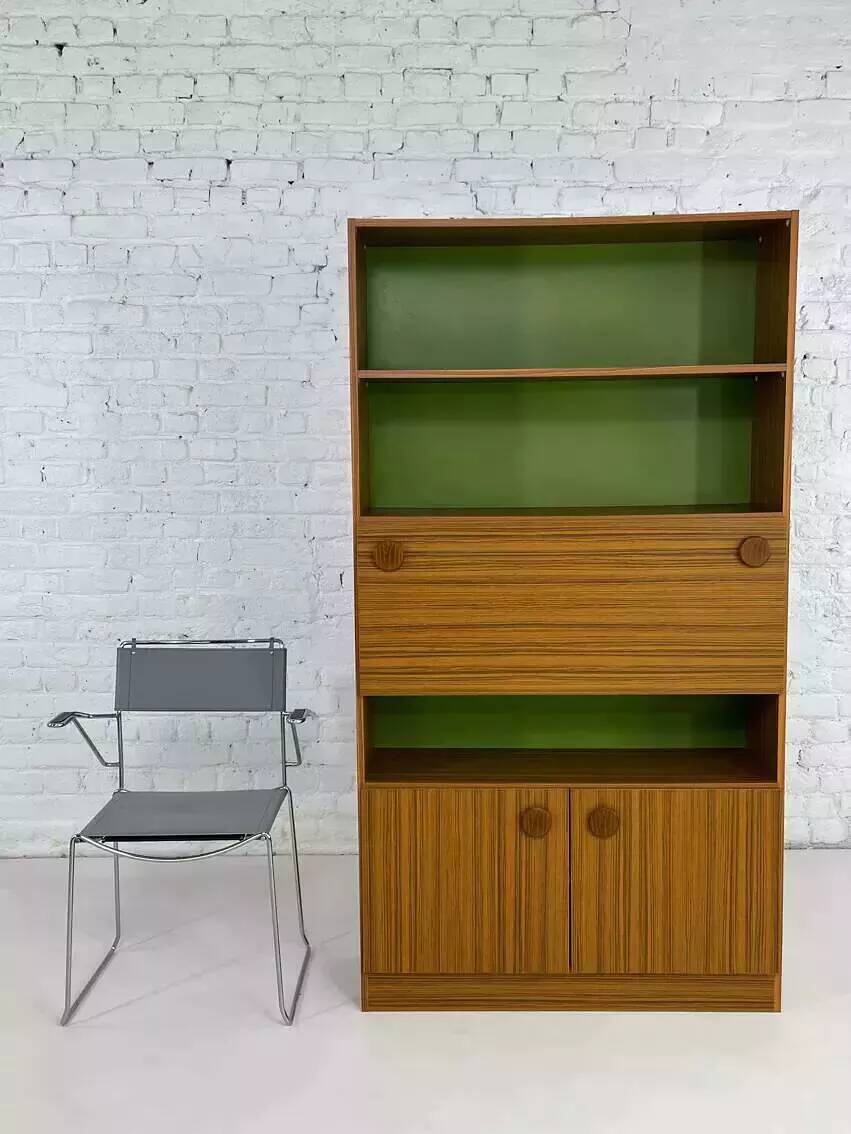 Bookcase with integrated desk/bar, 60s-70s design