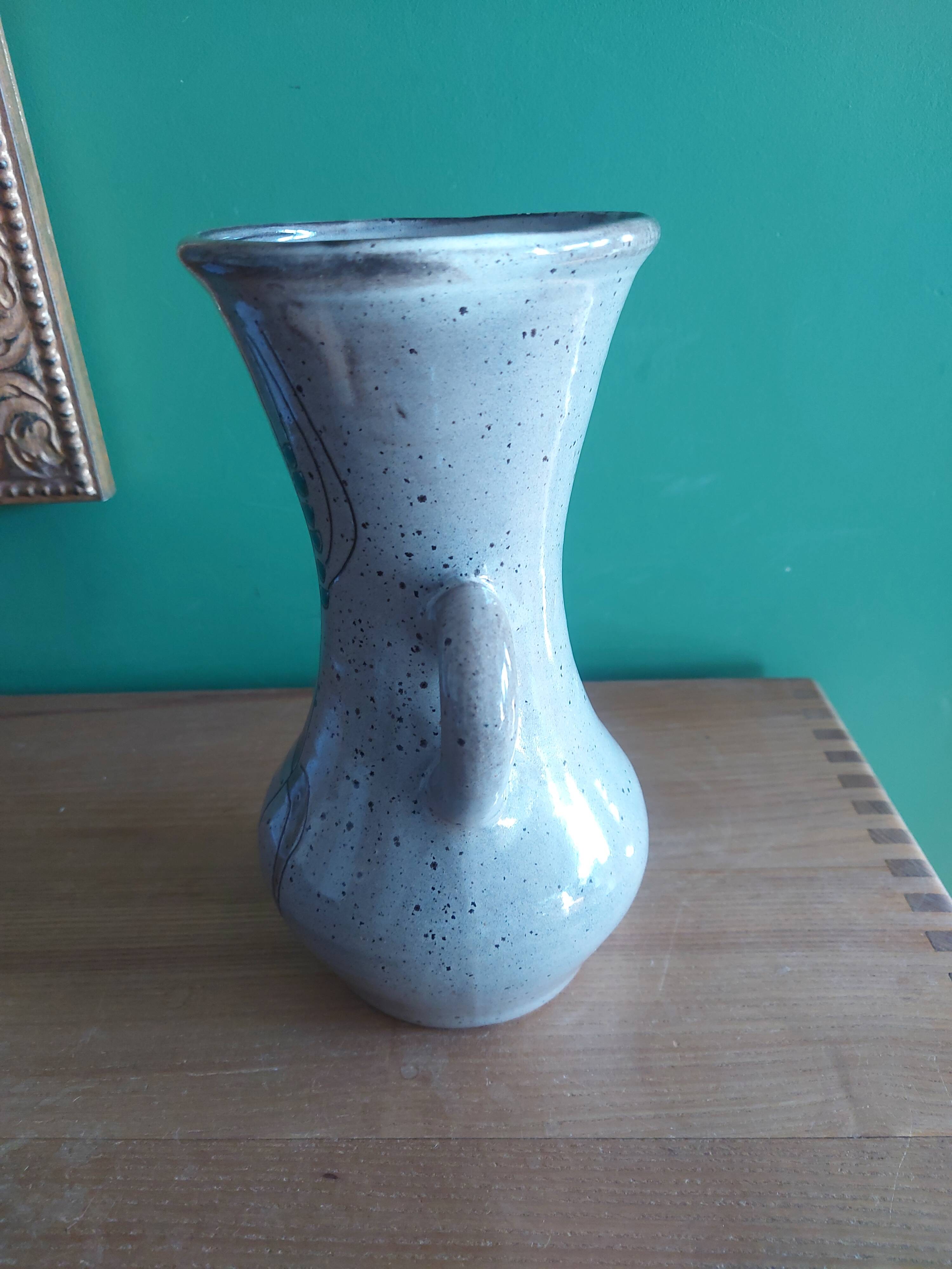 Ceramic vase the Dieulefit caves