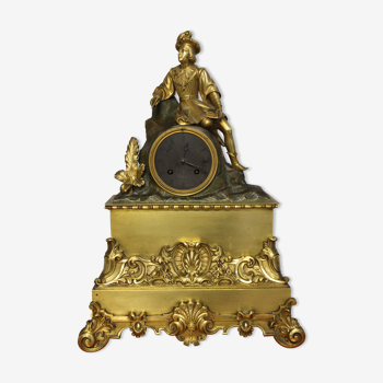 Pendule en bronze doré du milieu du XIXème siècle