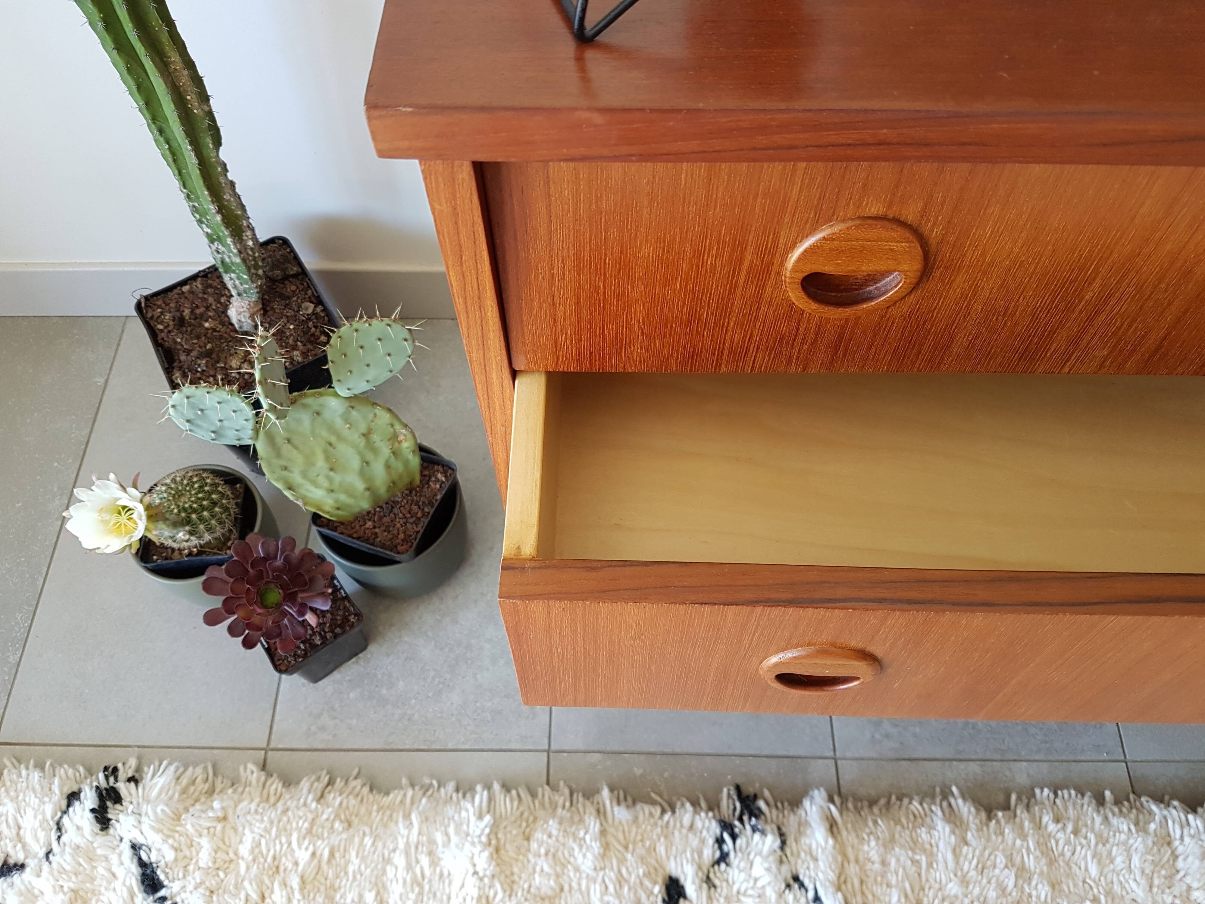 60s vintage chest of drawers