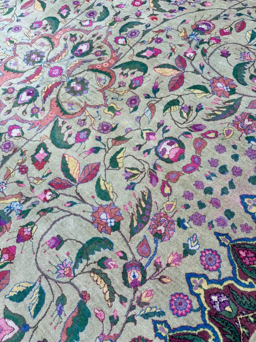 Kirman pistachio Persian rug 298x208 cm