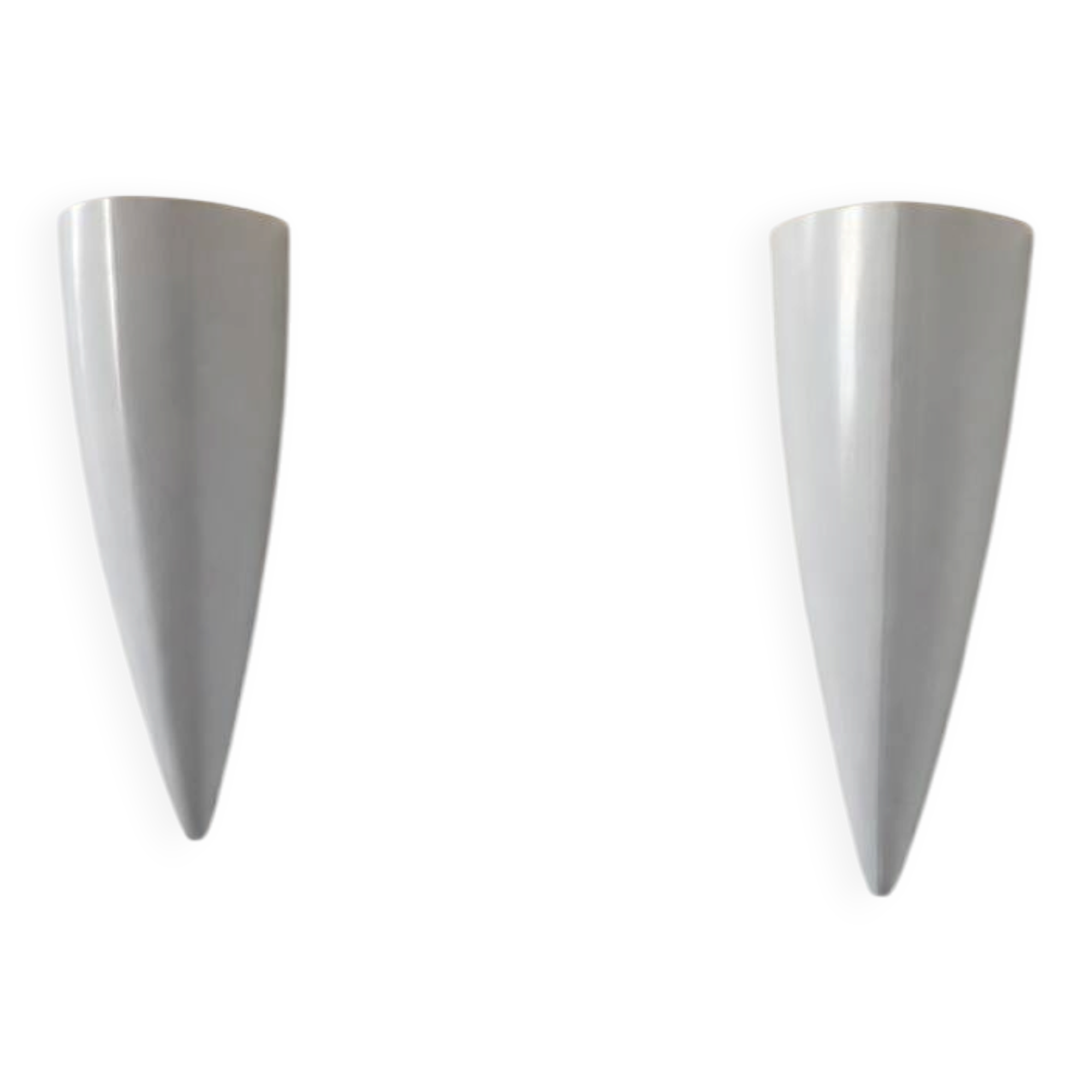 Pair of vintage wall lights in white lacquered metal, France, 1980.