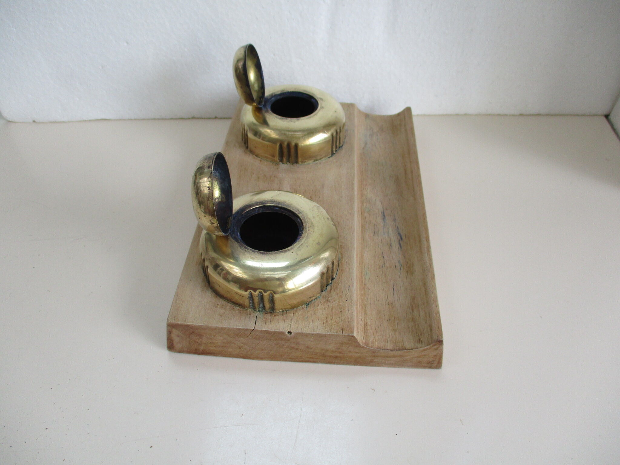 Double inkwell wood and brass