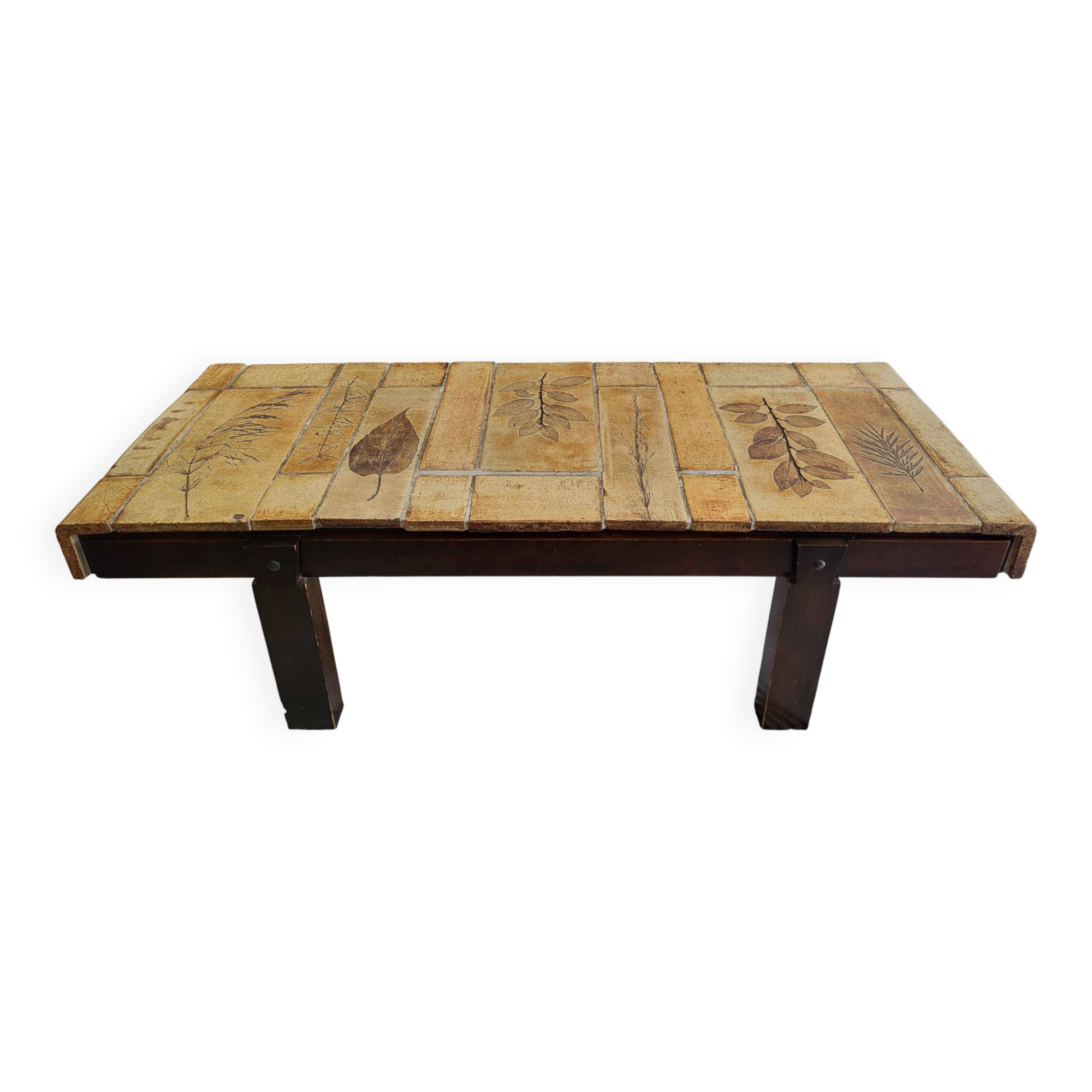Coffee table signed by Roger Capron