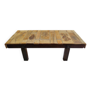 Coffee table signed by Roger Capron