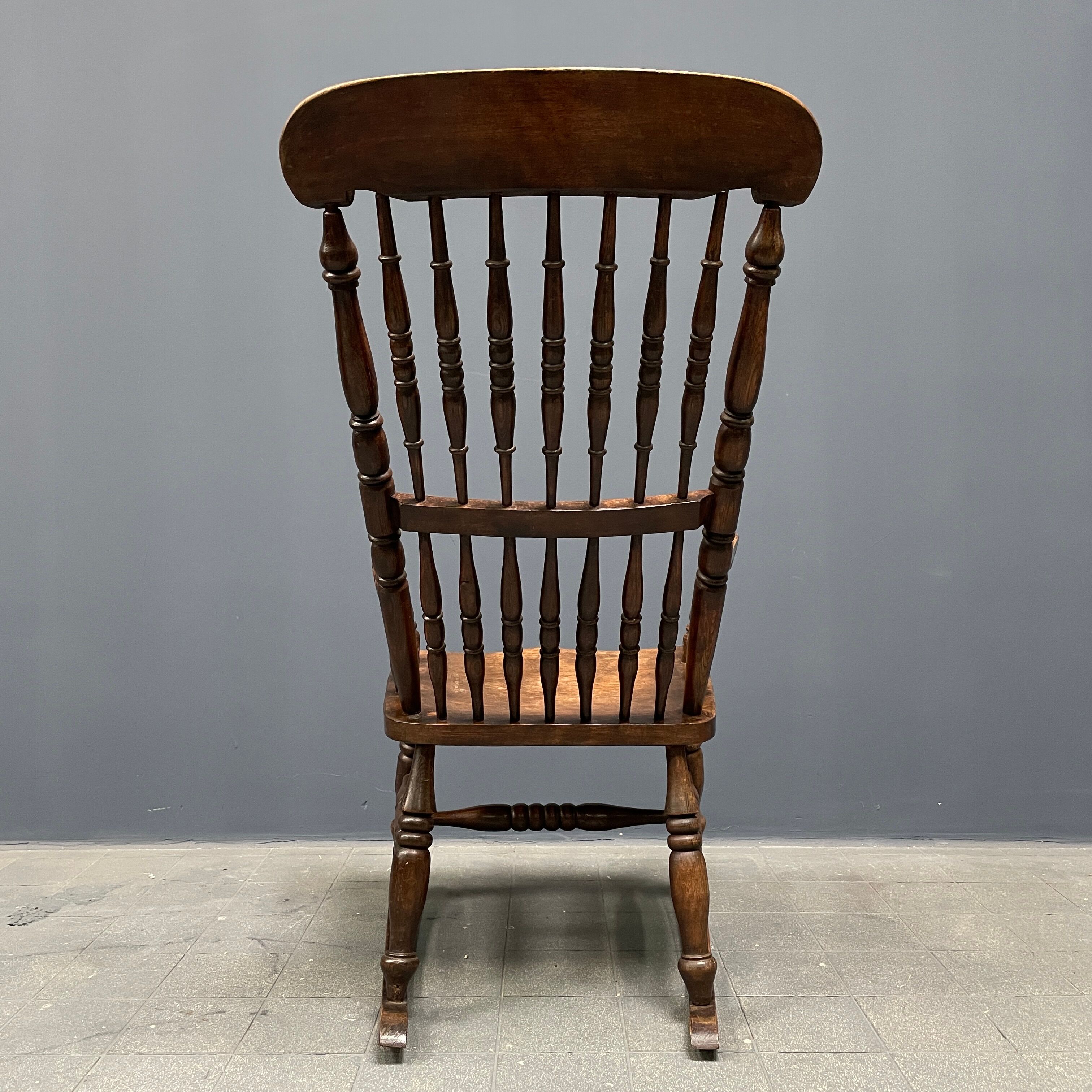 Antique Dutch rocking chair from the early 1900s