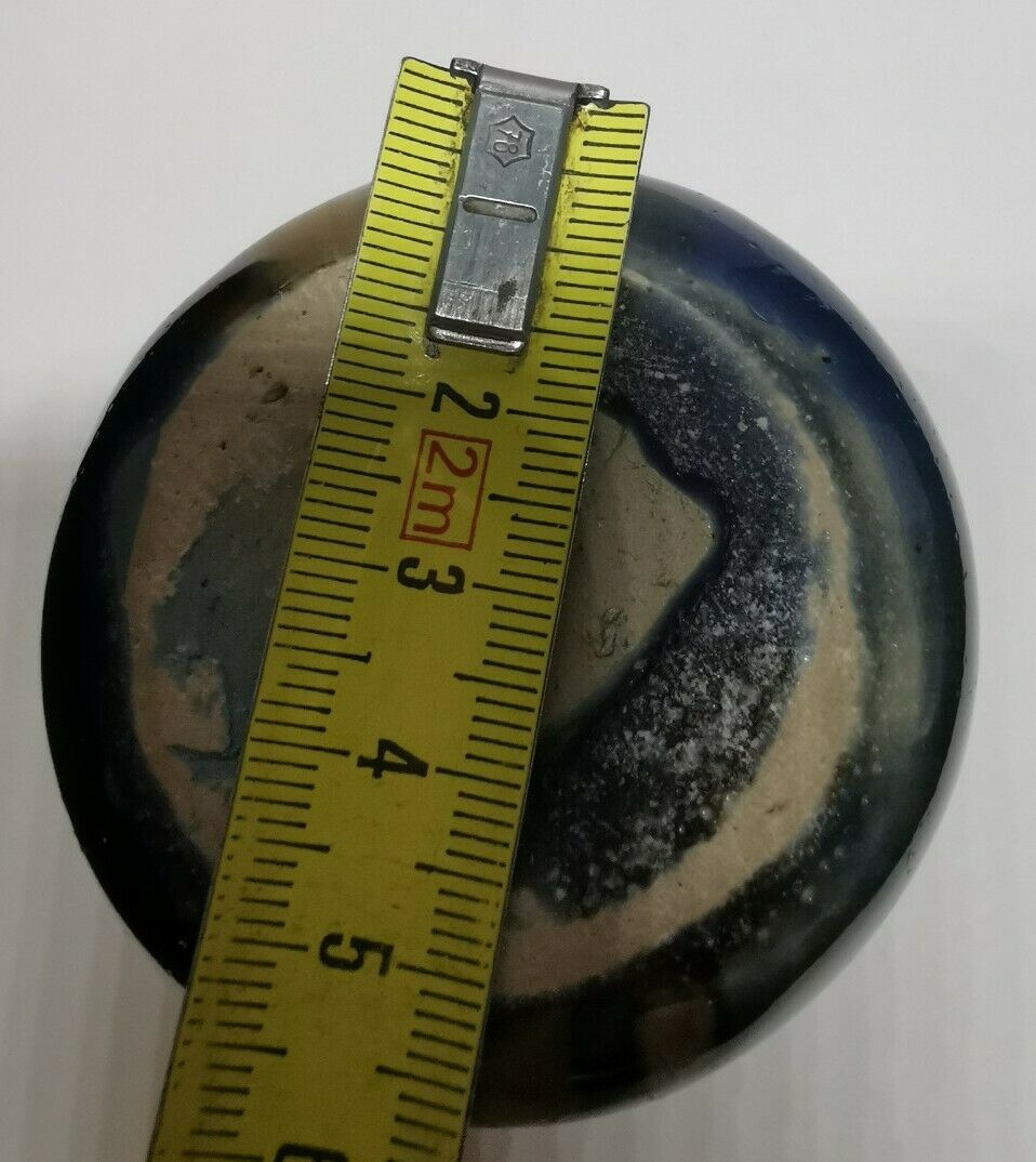 Vase to be identified in glazed ceramics.