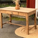 Antique farmhouse table with 1 drawer - 6 people