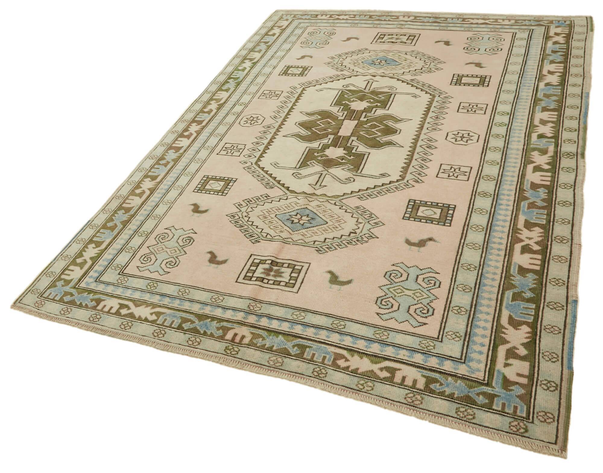 Turkish Vintage Anatolian Rug 176 cm x 258 cm