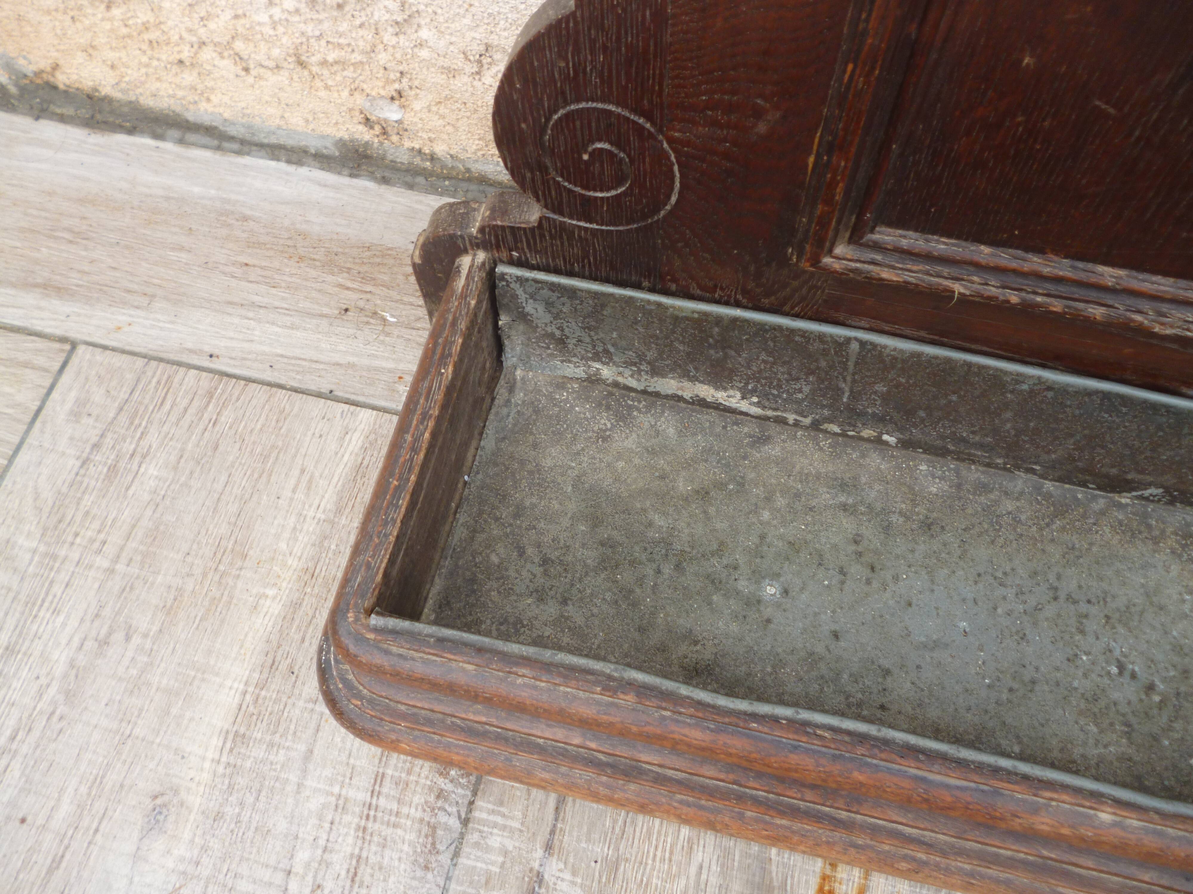 Oak cloakroom coat rack