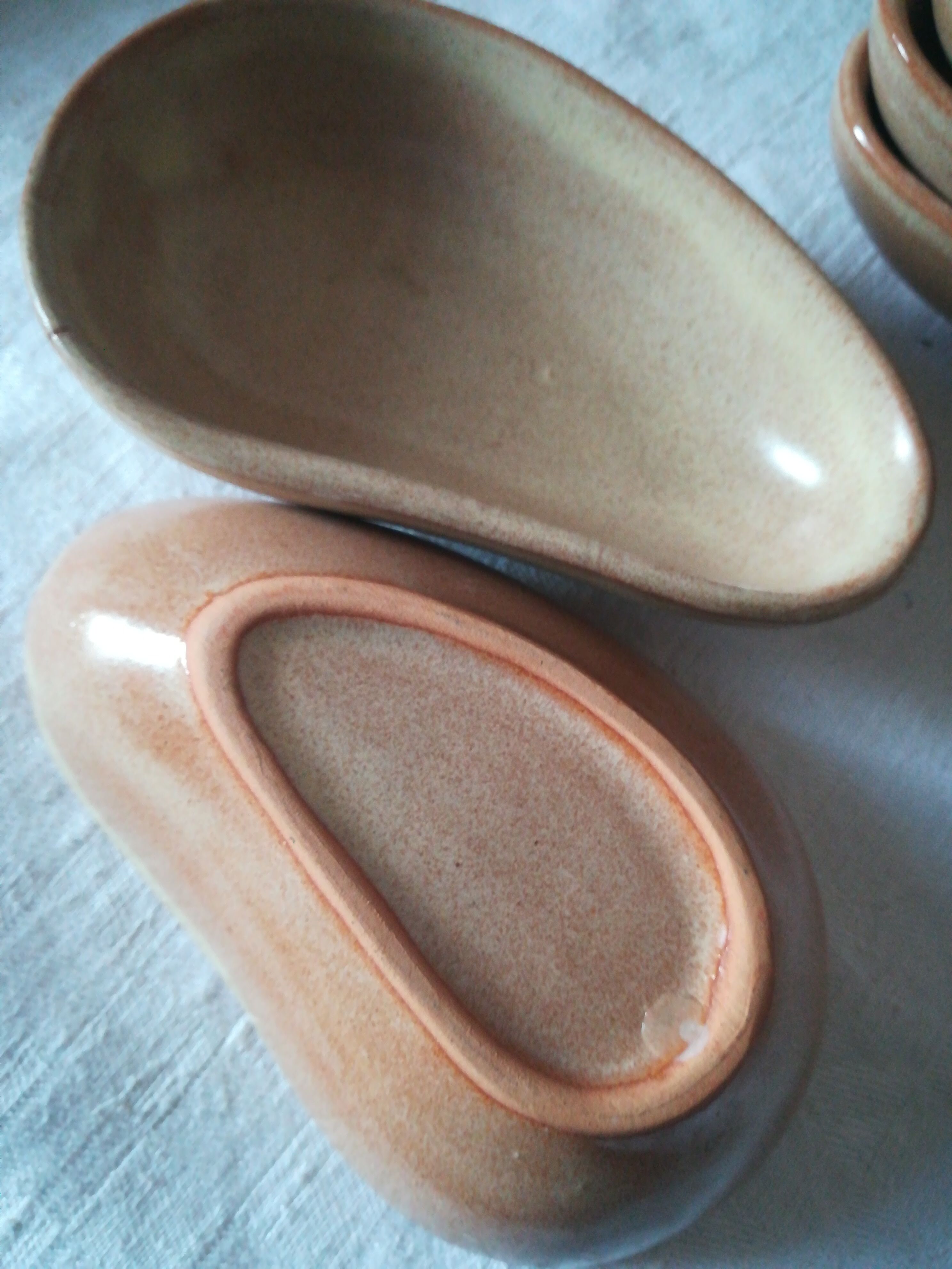 Service's lawyer or aperitif in sandstone