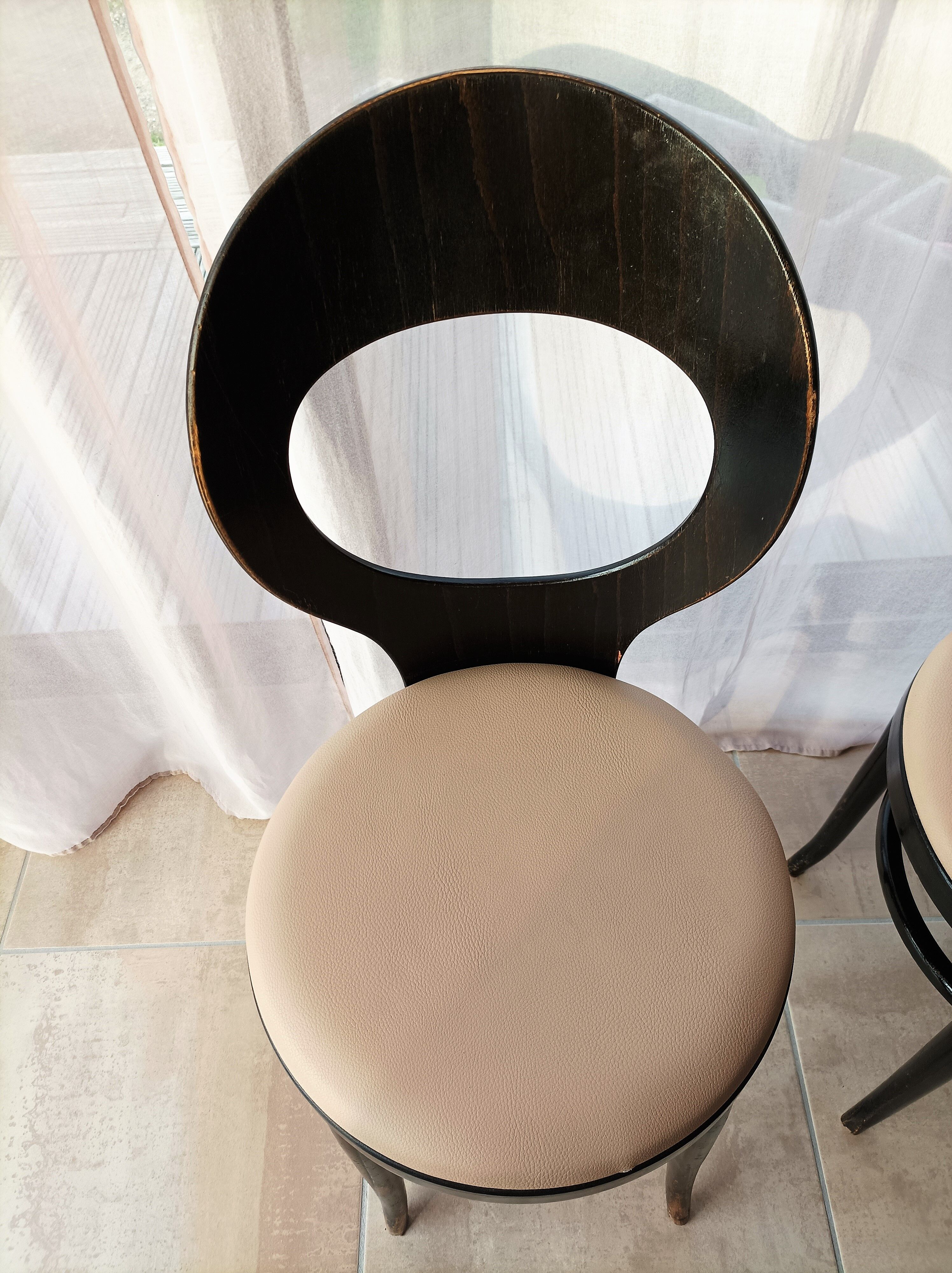 Set of 2 Baumann mouette bistro chairs