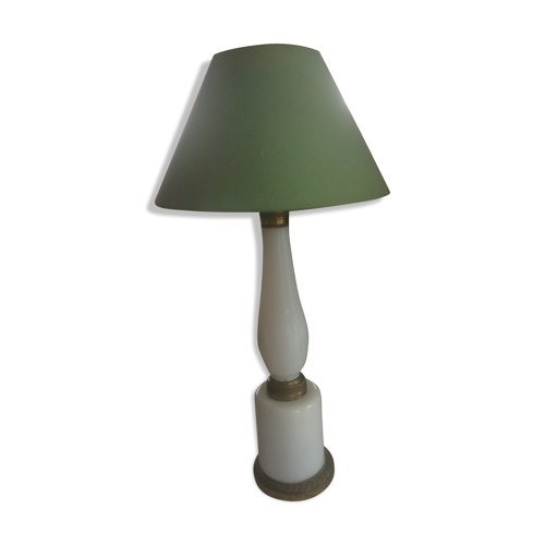 Bronze lamp from the end of the 19th in white opaline and strappings