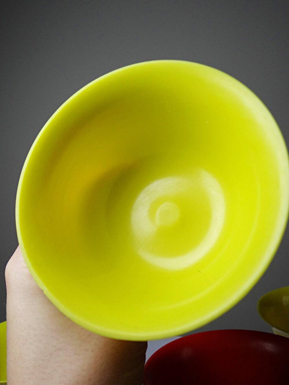 4 Art Deco dessert bowls in Nudawn & Catalin, Canada, 1930s