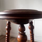 Art Nouveau stand