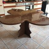 Trefle granite table