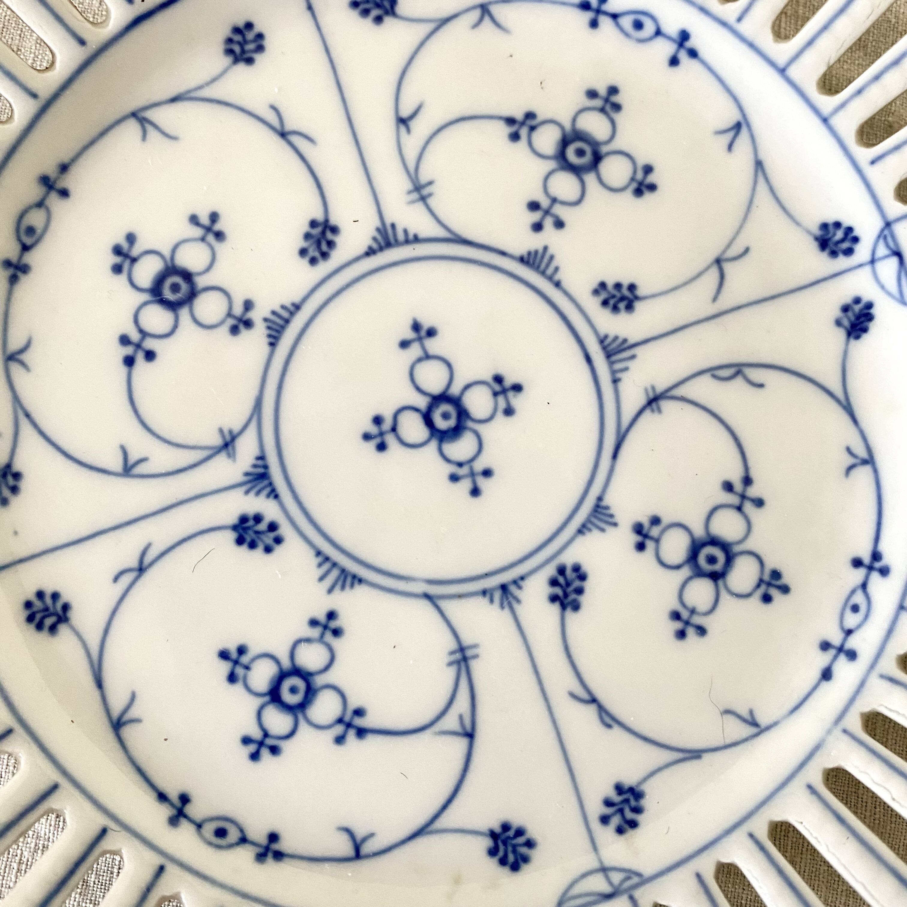Bavaria openwork porcelain plates