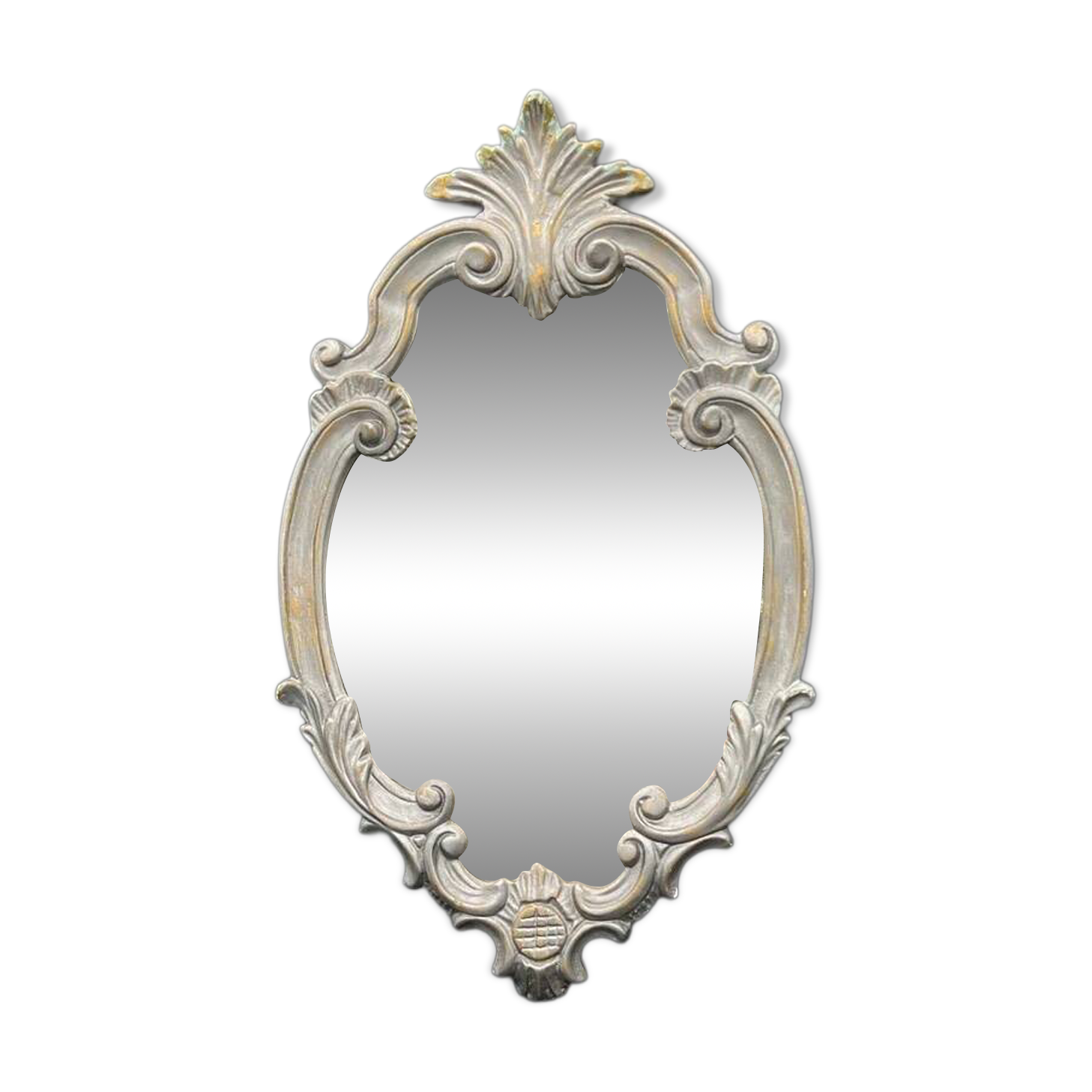 Wall mirror – sculpted silver frame, with a golden reflection and a touch of green –