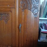 Art Deco buffet in marble and carved wood