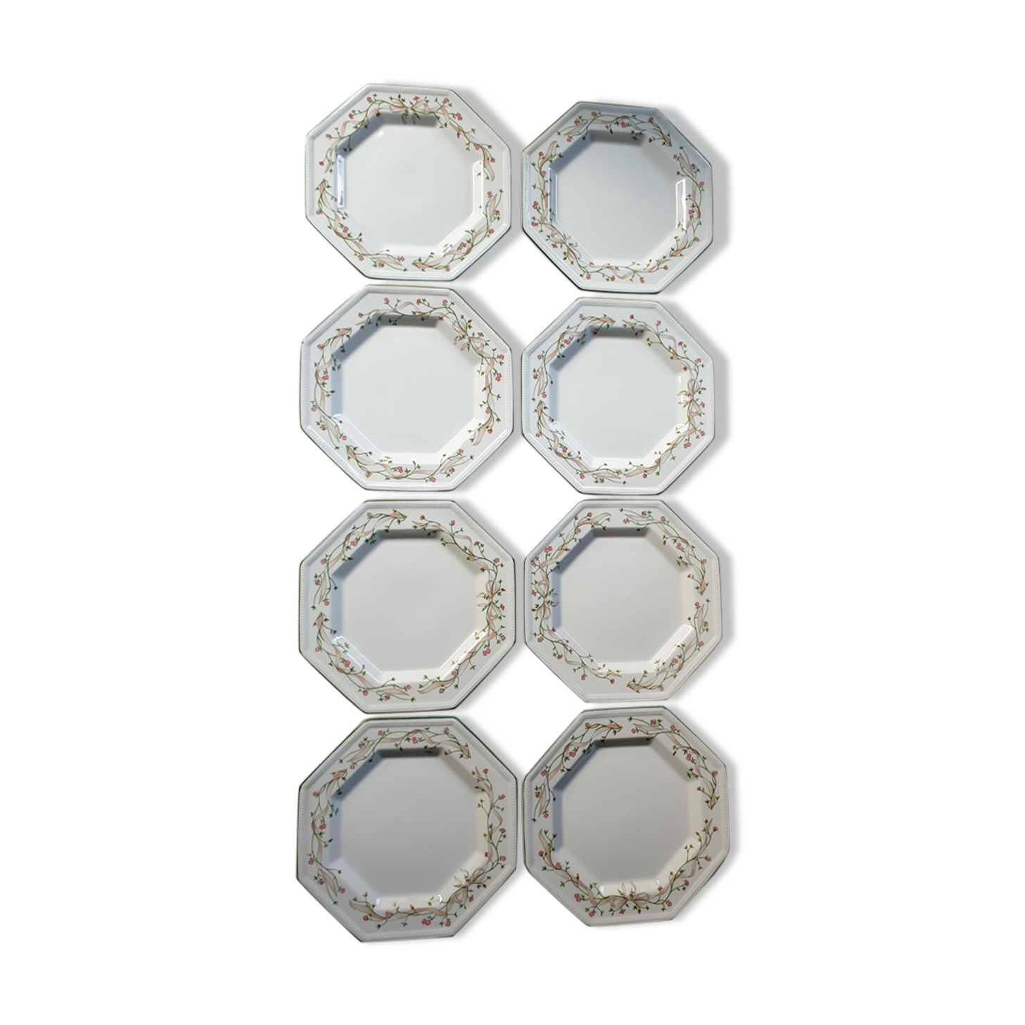 Set of 8 dessert plates