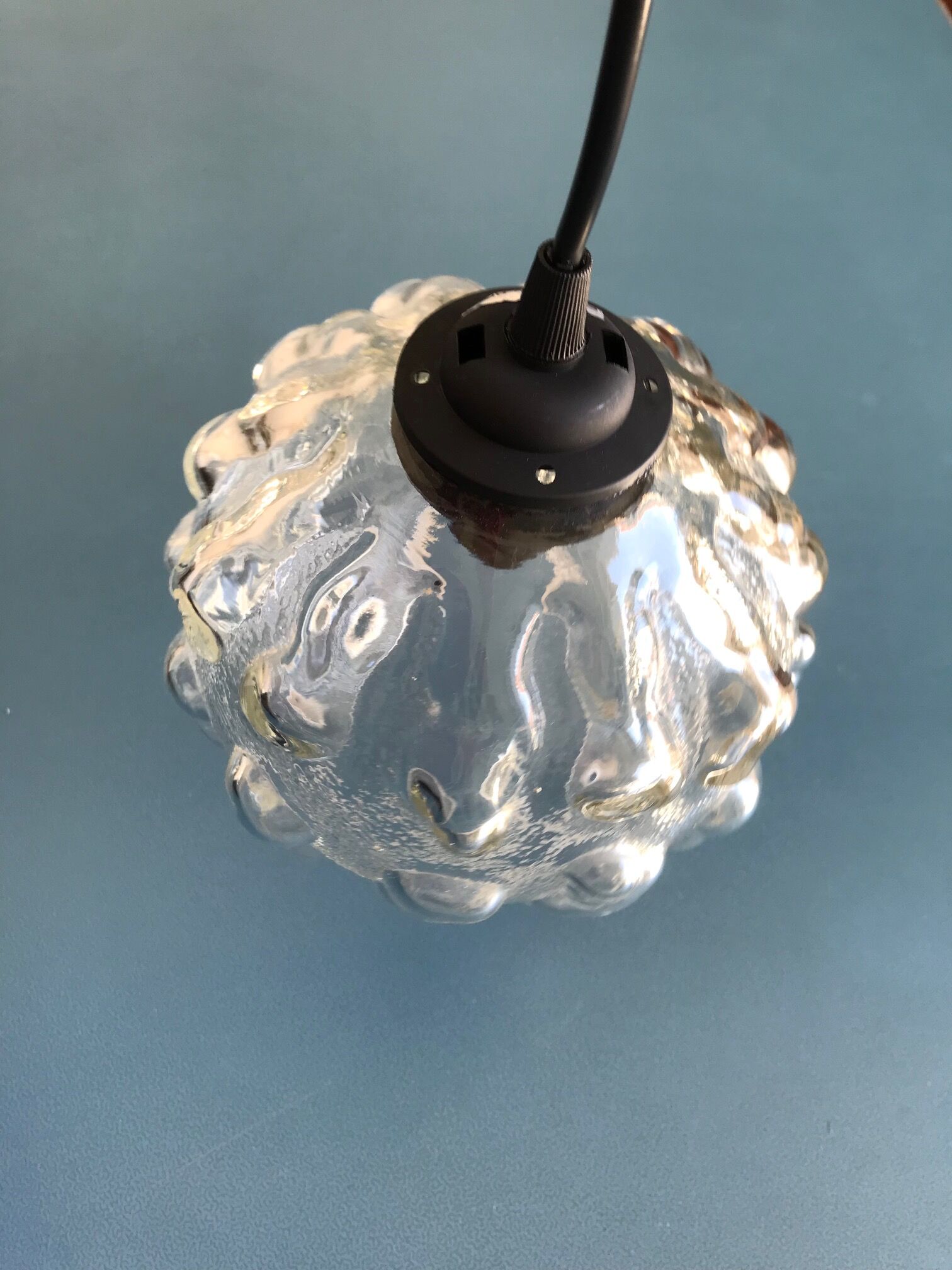 Molded glass suspension